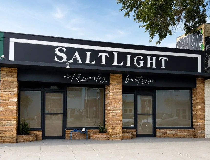 Boho-chic women’s boutique SaltLight Art expands in the Grand Central District Boho-chic women’s boutique SaltLight Art expands in the Grand Central District