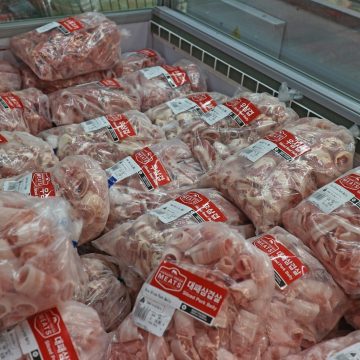 Should lab-grown meat need labels like cigarettes? More states think so Should lab-grown meat need labels like cigarettes? More states think so